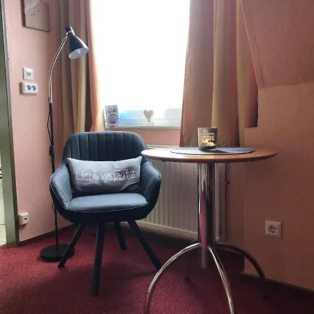 Einzelzimmer Im Haus Leuchtturm Mit Dusche Und Wc Ohne Taglichen Service & Fruhstuck * Neuharlingersiel